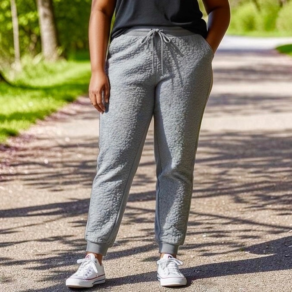Tahari Sport Gray Quilted Popcorn Joggers Plus Size 3X Cozy Soft Athleisure NWT